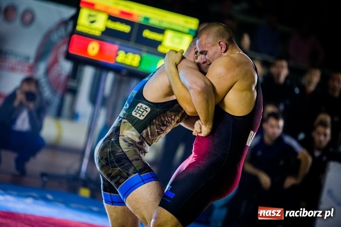 Zdjęcie w galerii na portalu naszraciborz.pl: Pewna wygrana MKZ Unii Racibórz. Nasi zapaśnicy umocnili się na pozycji wicelidera KLZ wiadomości z regionu