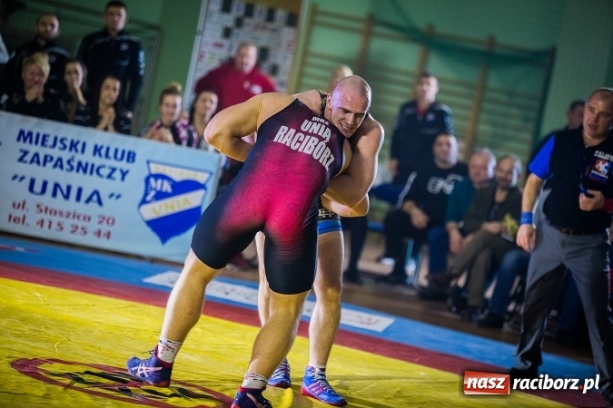Zdjęcie w galerii na portalu naszraciborz.pl: Pewna wygrana MKZ Unii Racibórz. Nasi zapaśnicy umocnili się na pozycji wicelidera KLZ wiadomości z regionu