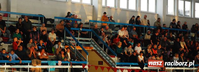 Zdjęcie w galerii na portalu naszraciborz.pl: Mikołajkowe zawody pływackie wiadomości z regionu