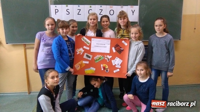 Zdjęcie w galerii na portalu naszraciborz.pl: Eco Team z Tworkowa walczy o pracownię przyrodniczą w konkursie Akademie Przyjaciół Pszczół  wiadomości z regionu
