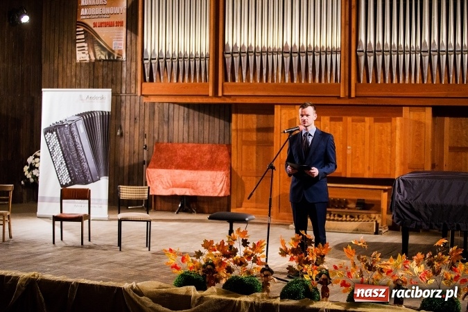 Zdjęcie w galerii na portalu naszraciborz.pl: Wojewódzki Konkurs Akordeonowy w szkole muzycznej wiadomości z regionu