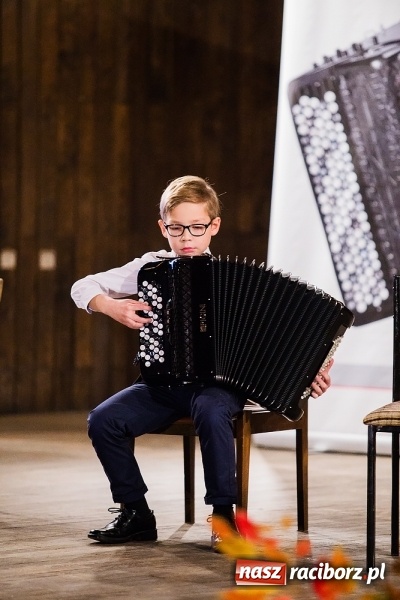 Zdjęcie w galerii na portalu naszraciborz.pl: Wojewódzki Konkurs Akordeonowy w szkole muzycznej wiadomości z regionu