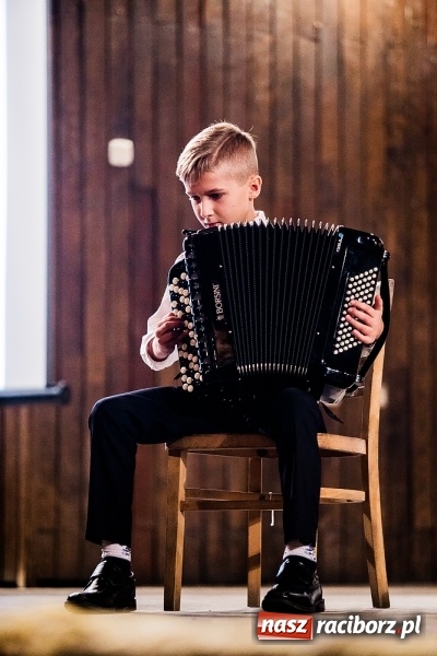 Zdjęcie w galerii na portalu naszraciborz.pl: Wojewódzki Konkurs Akordeonowy w szkole muzycznej wiadomości z regionu