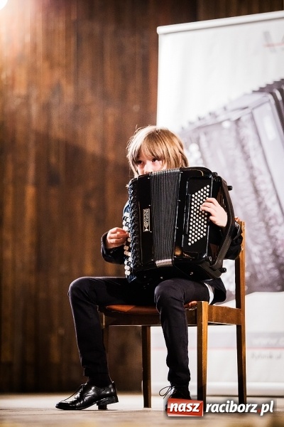 Zdjęcie w galerii na portalu naszraciborz.pl: Wojewódzki Konkurs Akordeonowy w szkole muzycznej wiadomości z regionu