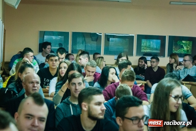 Zdjęcie w galerii na portalu naszraciborz.pl: Komendant raciborskiej policji z wykładem w PWSZ wiadomości z regionu