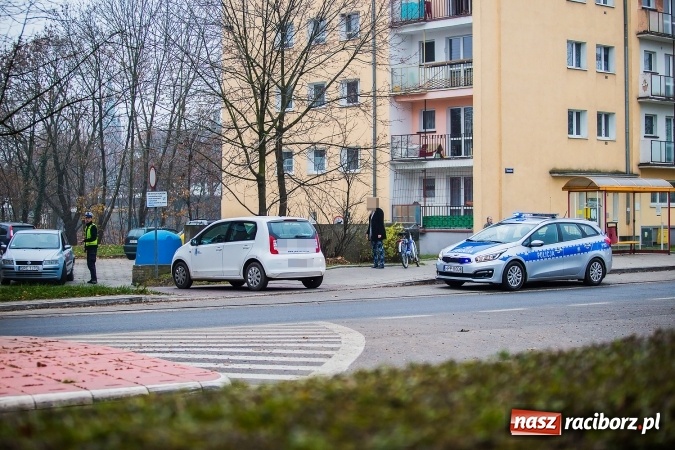 Zdjęcie w galerii na portalu naszraciborz.pl: Potrącenie rowerzystki na Bosackiej wiadomości z regionu