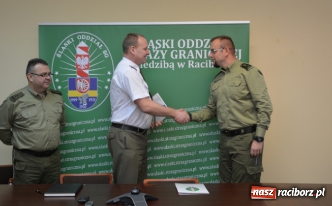 Zdjęcie w galerii na portalu naszraciborz.pl: Komendant ŚlOSG spotkał się z uczestnikami misji zagranicznych  wiadomości z regionu