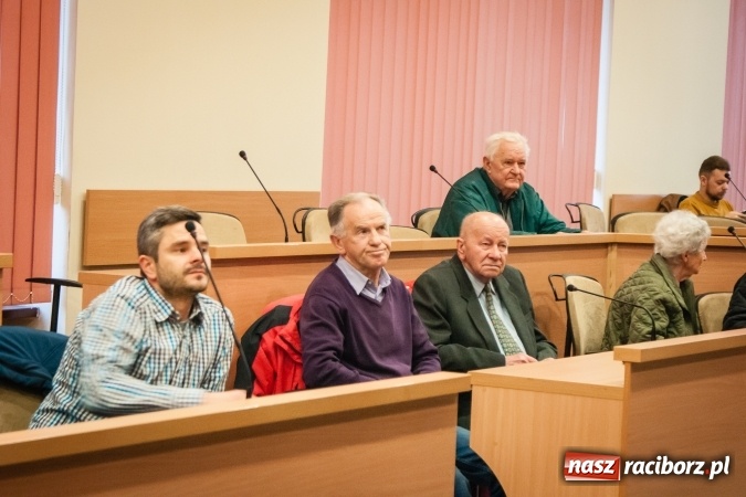 Zdjęcie w galerii na portalu naszraciborz.pl: Gorące konsultacje w sprawie przebudowy ulicy Długiej wiadomości z regionu