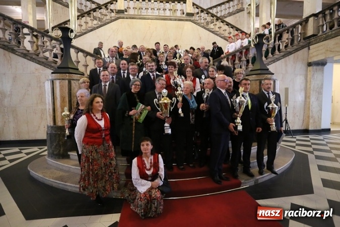 Zdjęcie w galerii na portalu naszraciborz.pl: Forum Sołtys&oacute;w w Katowicach. Bolesław odebrał puchar i tytuł Najpiękniejsza Wieś Wojew&oacute;dztwa Śląskiego wiadomości z regionu