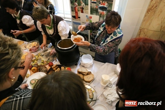 Zdjęcie w galerii na portalu naszraciborz.pl: Forum Sołtys&oacute;w w Katowicach. Bolesław odebrał puchar i tytuł Najpiękniejsza Wieś Wojew&oacute;dztwa Śląskiego wiadomości z regionu
