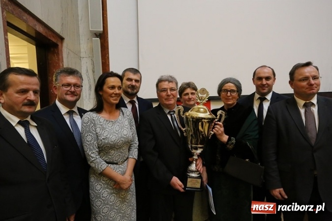 Zdjęcie w galerii na portalu naszraciborz.pl: Forum Sołtys&oacute;w w Katowicach. Bolesław odebrał puchar i tytuł Najpiękniejsza Wieś Wojew&oacute;dztwa Śląskiego wiadomości z regionu