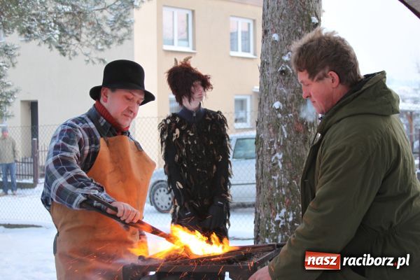 Zdjęcie w galerii na portalu naszraciborz.pl: Przybieżeli do Betlejem w mrozie wiadomości z regionu