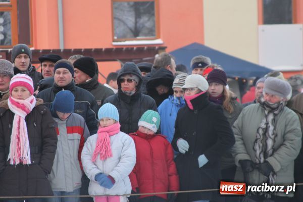 Zdjęcie w galerii na portalu naszraciborz.pl: Przybieżeli do Betlejem w mrozie wiadomości z regionu