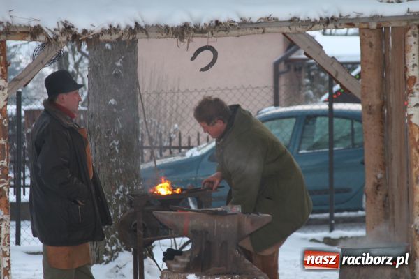 Zdjęcie w galerii na portalu naszraciborz.pl: Przybieżeli do Betlejem w mrozie wiadomości z regionu