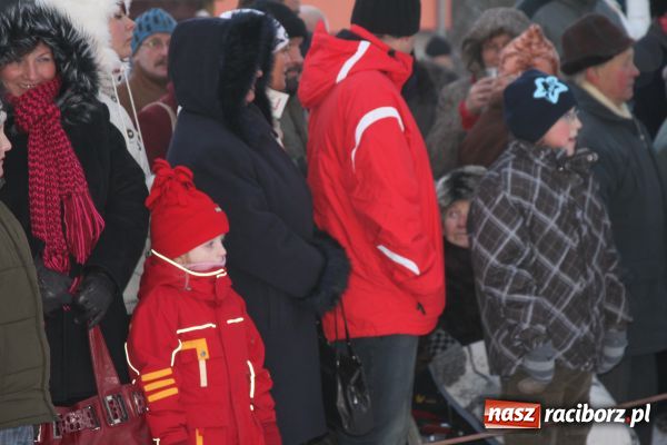 Zdjęcie w galerii na portalu naszraciborz.pl: Przybieżeli do Betlejem w mrozie wiadomości z regionu