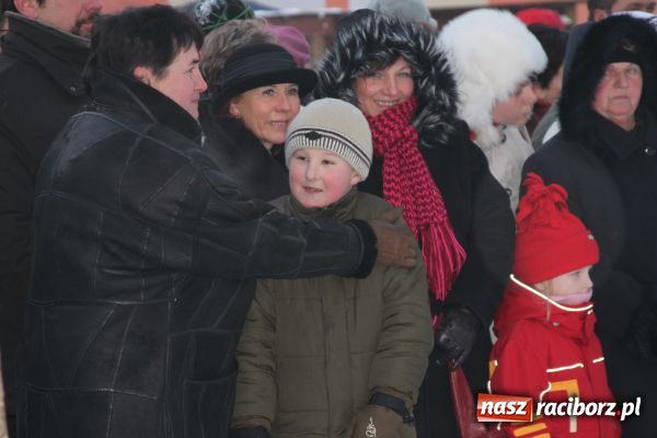 Zdjęcie w galerii na portalu naszraciborz.pl: Przybieżeli do Betlejem w mrozie wiadomości z regionu