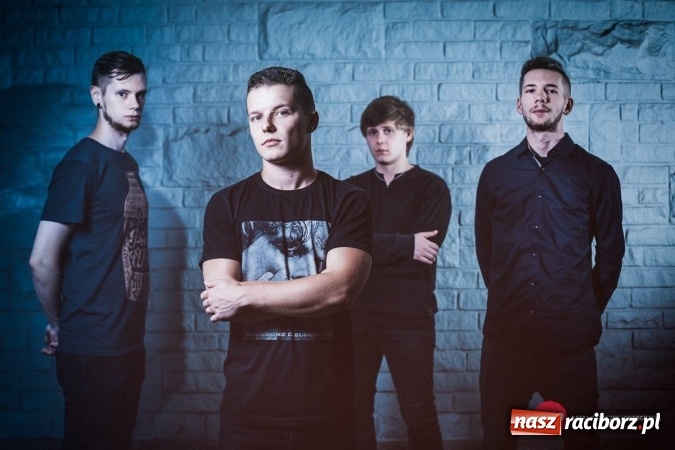 Zdjęcie w galerii na portalu naszraciborz.pl: Legenda lat 80 - zesp&oacute;ł RSC i Walfad z Wodzisławia Śląskiego - na koncert tych dw&oacute;ch kapel zaprasza 9 grudnia pub Raciborska Piwnica wiadomości z regionu