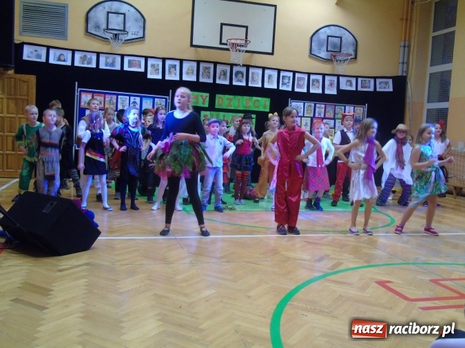 Zdjęcie w galerii na portalu naszraciborz.pl: Dni otwarte w Szkole Podstawowej nr 13 wiadomości z regionu