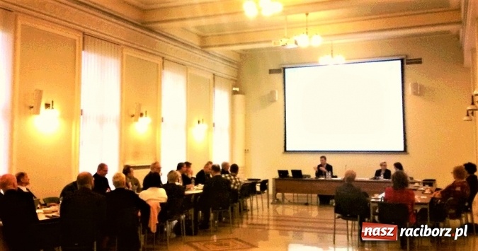 Zdjęcie w galerii na portalu naszraciborz.pl: Raciborski Alarm Smogowy w Zespole Marszałka ds. ograniczania niskiej emisji  wiadomości z regionu