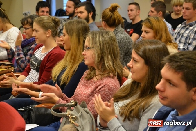 Zdjęcie w galerii na portalu naszraciborz.pl: Nowe zagrożenia, nowe wyzwania dla bezpieczeństwa – forum na Zamku Piastowskim za nami  wiadomości z regionu