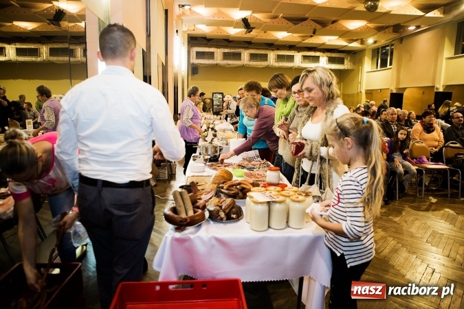 Zdjęcie w galerii na portalu naszraciborz.pl: Remigiusz Rączka gościem specjalnym pokaz&oacute;w w Krzanowicach wiadomości z regionu