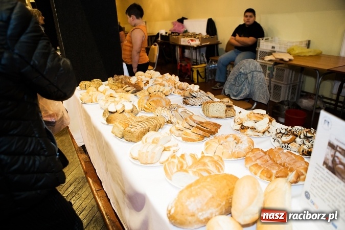 Zdjęcie w galerii na portalu naszraciborz.pl: Remigiusz Rączka gościem specjalnym pokaz&oacute;w w Krzanowicach wiadomości z regionu