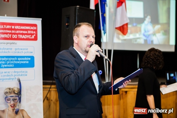 Zdjęcie w galerii na portalu naszraciborz.pl: Remigiusz Rączka gościem specjalnym pokaz&oacute;w w Krzanowicach wiadomości z regionu