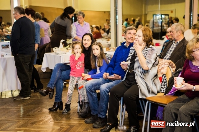 Zdjęcie w galerii na portalu naszraciborz.pl: Remigiusz Rączka gościem specjalnym pokaz&oacute;w w Krzanowicach wiadomości z regionu