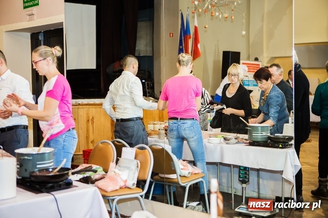Zdjęcie w galerii na portalu naszraciborz.pl: Remigiusz Rączka gościem specjalnym pokaz&oacute;w w Krzanowicach wiadomości z regionu