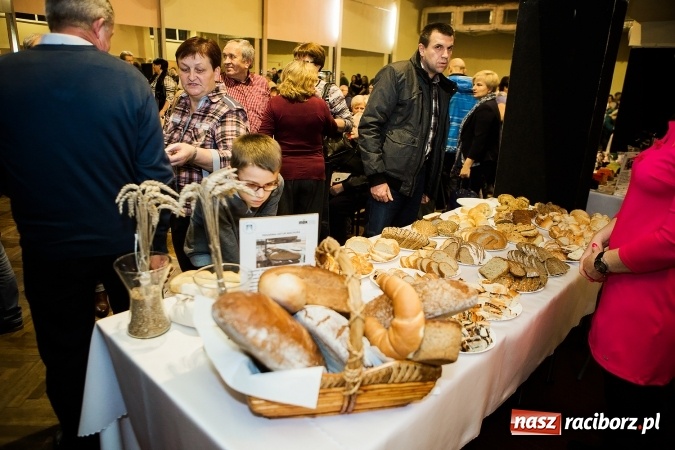 Zdjęcie w galerii na portalu naszraciborz.pl: Remigiusz Rączka gościem specjalnym pokaz&oacute;w w Krzanowicach wiadomości z regionu