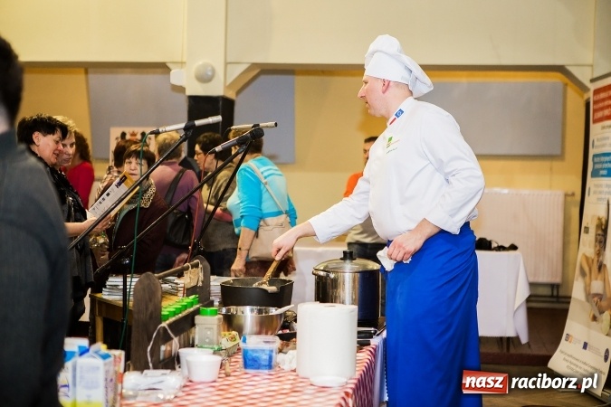 Zdjęcie w galerii na portalu naszraciborz.pl: Remigiusz Rączka gościem specjalnym pokaz&oacute;w w Krzanowicach wiadomości z regionu