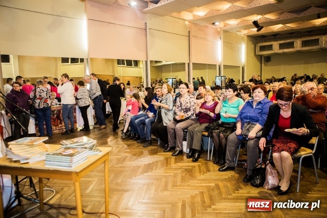 Zdjęcie w galerii na portalu naszraciborz.pl: Remigiusz Rączka gościem specjalnym pokaz&oacute;w w Krzanowicach wiadomości z regionu