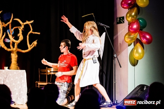 Zdjęcie w galerii na portalu naszraciborz.pl: Spektakl Zaświaty w wykonaniu grupy teatralnej Irrealis wiadomości z regionu