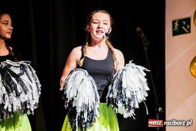 Zdjęcie w galerii na portalu naszraciborz.pl: Spektakl Zaświaty w wykonaniu grupy teatralnej Irrealis wiadomości z regionu