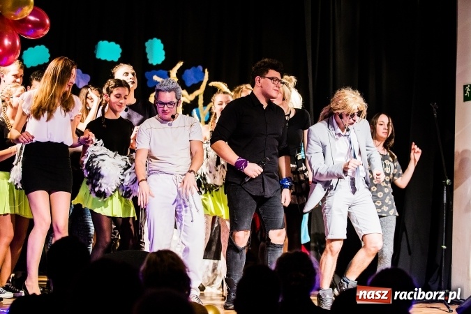 Zdjęcie w galerii na portalu naszraciborz.pl: Spektakl Zaświaty w wykonaniu grupy teatralnej Irrealis wiadomości z regionu