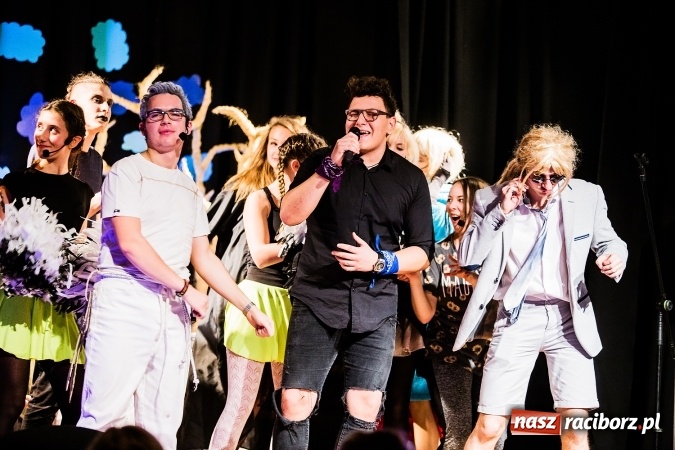 Zdjęcie w galerii na portalu naszraciborz.pl: Spektakl Zaświaty w wykonaniu grupy teatralnej Irrealis wiadomości z regionu