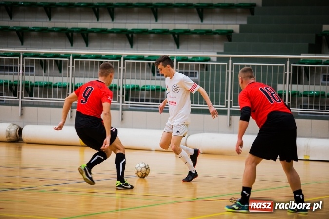 Zdjęcie w galerii na portalu naszraciborz.pl: HLPN: Pierwszoligowy piątek w Arenie Rafako wiadomości z regionu