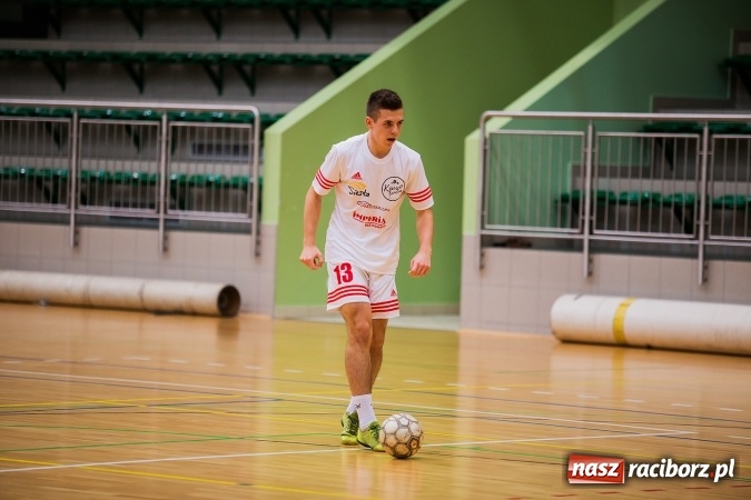 Zdjęcie w galerii na portalu naszraciborz.pl: HLPN: Pierwszoligowy piątek w Arenie Rafako wiadomości z regionu
