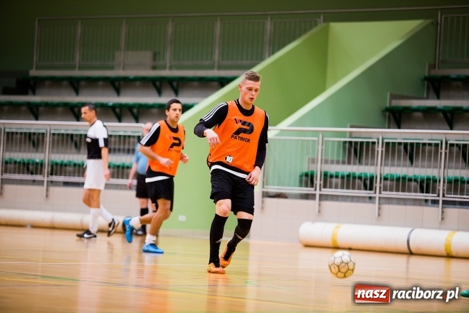Zdjęcie w galerii na portalu naszraciborz.pl: HLPN: Pierwszoligowy piątek w Arenie Rafako wiadomości z regionu