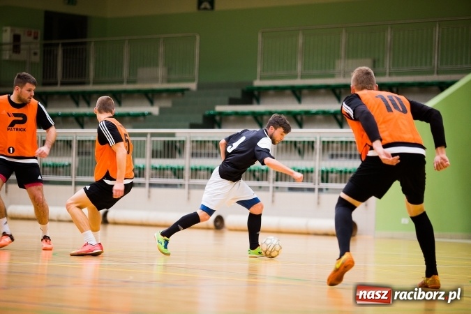 Zdjęcie w galerii na portalu naszraciborz.pl: HLPN: Pierwszoligowy piątek w Arenie Rafako wiadomości z regionu