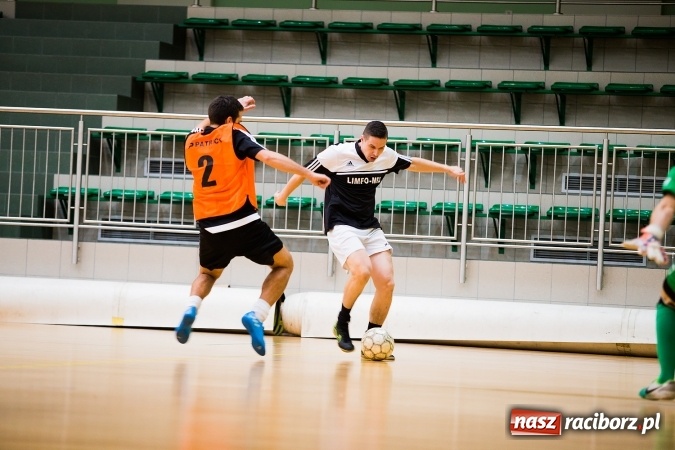 Zdjęcie w galerii na portalu naszraciborz.pl: HLPN: Pierwszoligowy piątek w Arenie Rafako wiadomości z regionu