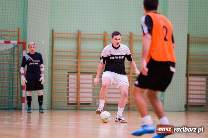 Zdjęcie w galerii na portalu naszraciborz.pl: HLPN: Pierwszoligowy piątek w Arenie Rafako wiadomości z regionu