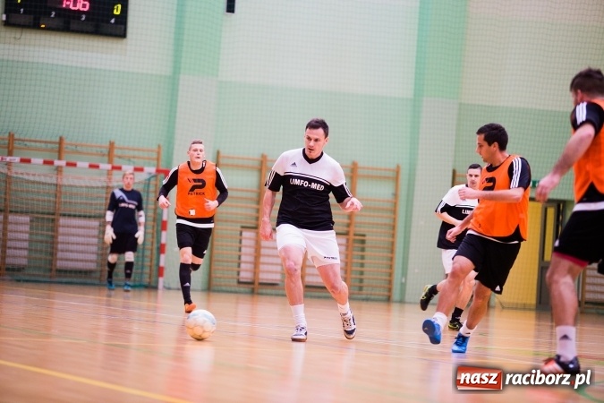Zdjęcie w galerii na portalu naszraciborz.pl: HLPN: Pierwszoligowy piątek w Arenie Rafako wiadomości z regionu