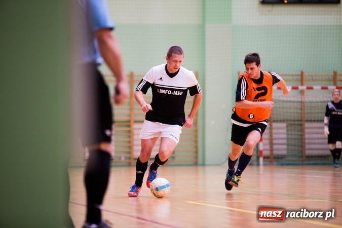 Zdjęcie w galerii na portalu naszraciborz.pl: HLPN: Pierwszoligowy piątek w Arenie Rafako wiadomości z regionu