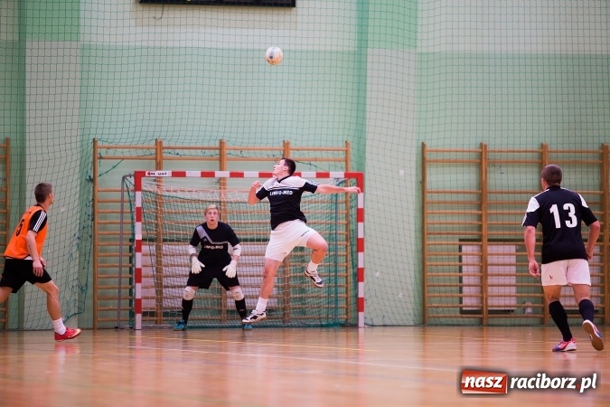 Zdjęcie w galerii na portalu naszraciborz.pl: HLPN: Pierwszoligowy piątek w Arenie Rafako wiadomości z regionu