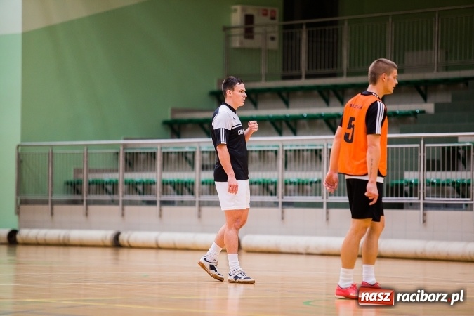 Zdjęcie w galerii na portalu naszraciborz.pl: HLPN: Pierwszoligowy piątek w Arenie Rafako wiadomości z regionu