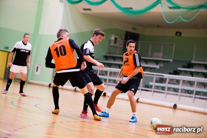 Zdjęcie w galerii na portalu naszraciborz.pl: HLPN: Pierwszoligowy piątek w Arenie Rafako wiadomości z regionu