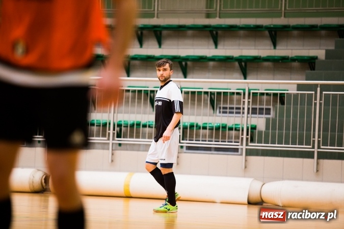 Zdjęcie w galerii na portalu naszraciborz.pl: HLPN: Pierwszoligowy piątek w Arenie Rafako wiadomości z regionu