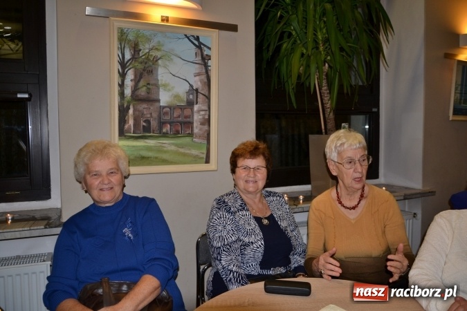 Zdjęcie w galerii na portalu naszraciborz.pl: Piosenki Anny German i Marka Grechuty na wieczorze przy świecach w Tworkowie  wiadomości z regionu