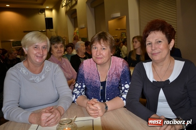 Zdjęcie w galerii na portalu naszraciborz.pl: Piosenki Anny German i Marka Grechuty na wieczorze przy świecach w Tworkowie  wiadomości z regionu